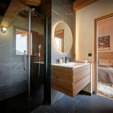 Le 1467 - Ovo Network Manigod